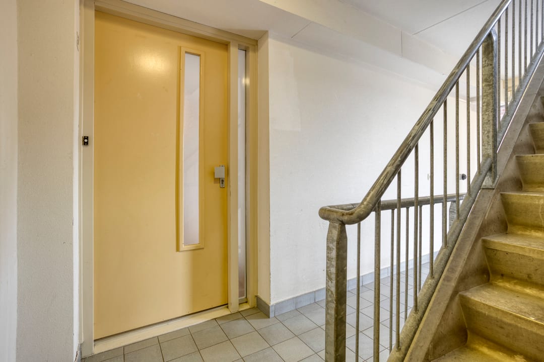 Photo 11 of Spoorstraat 5-F