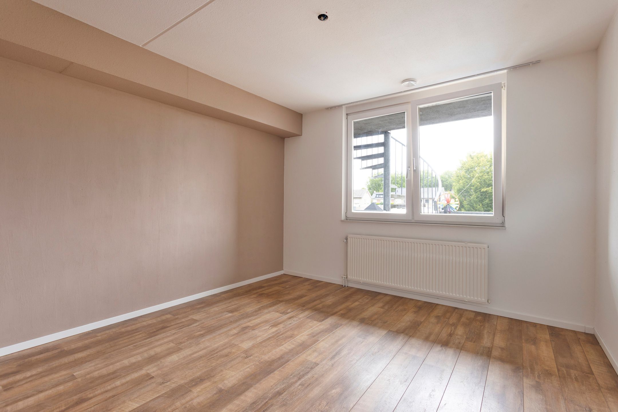 Photo 18 of Spoorstraat 5-F