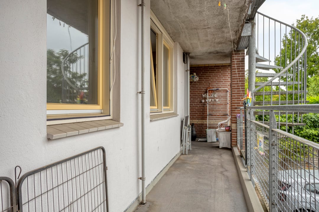 Photo 23 of Spoorstraat 5-F