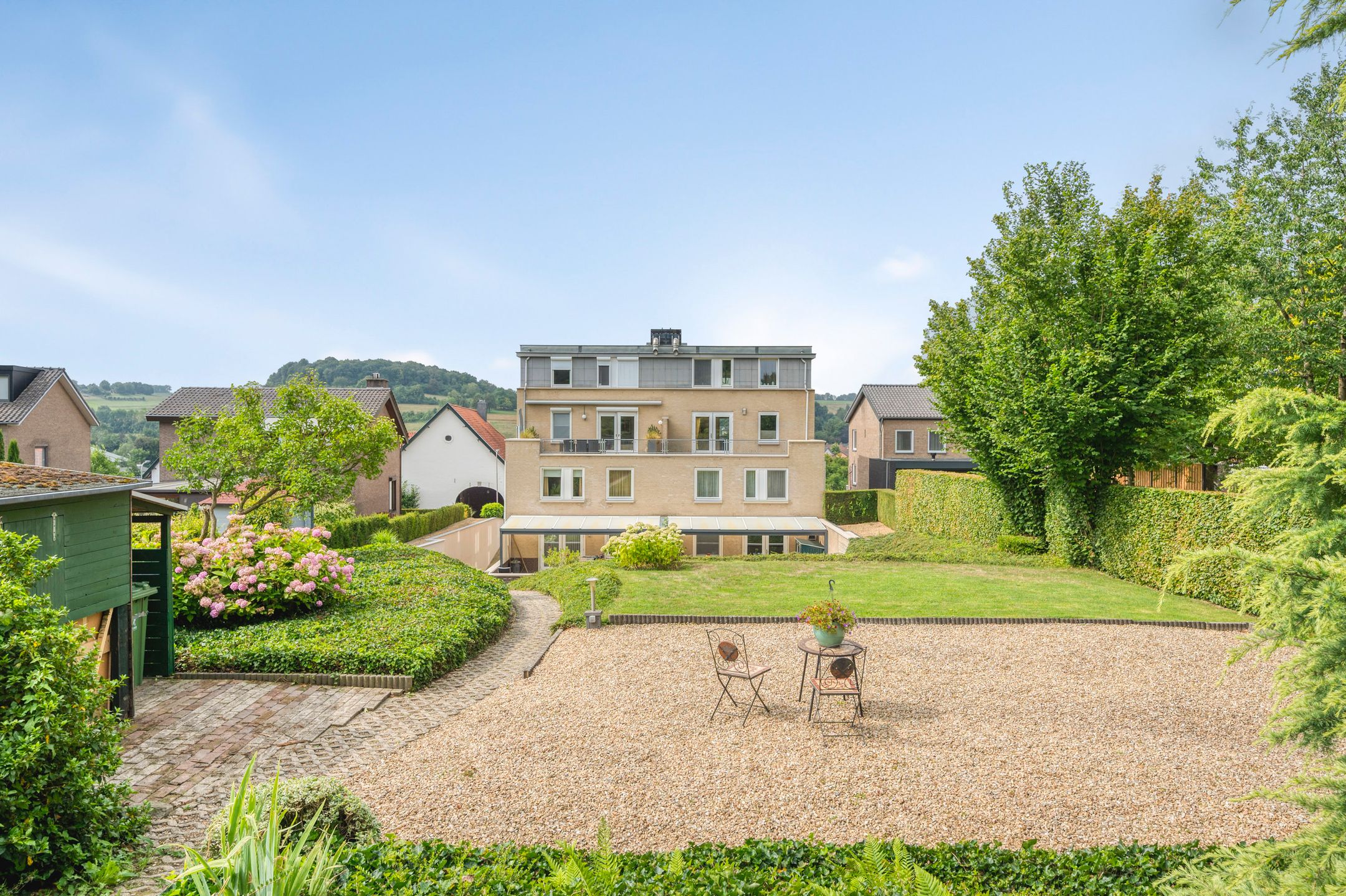 Foto 27 van Hoogbeek 28-D