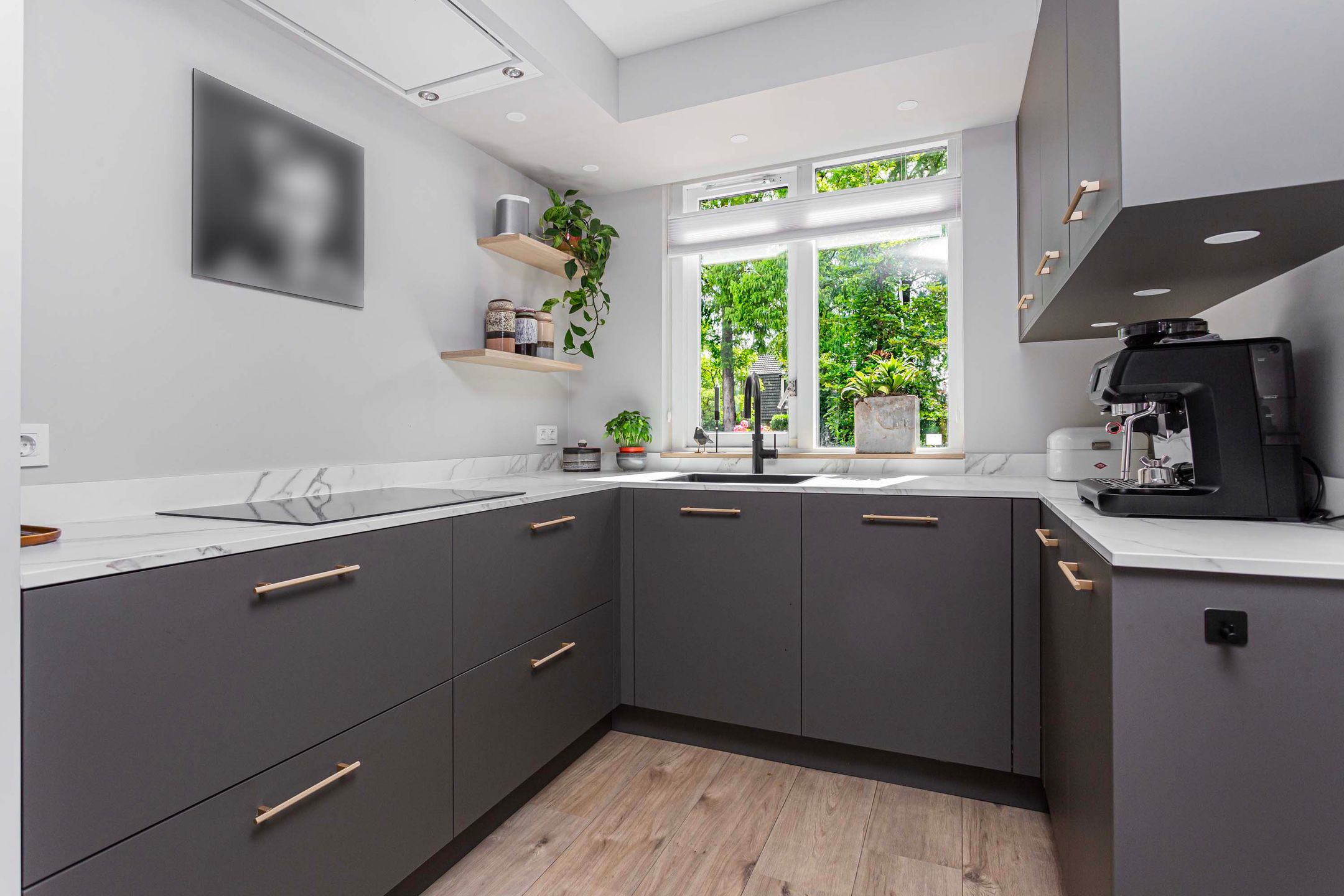 Foto 9 van Blekerssingel 68