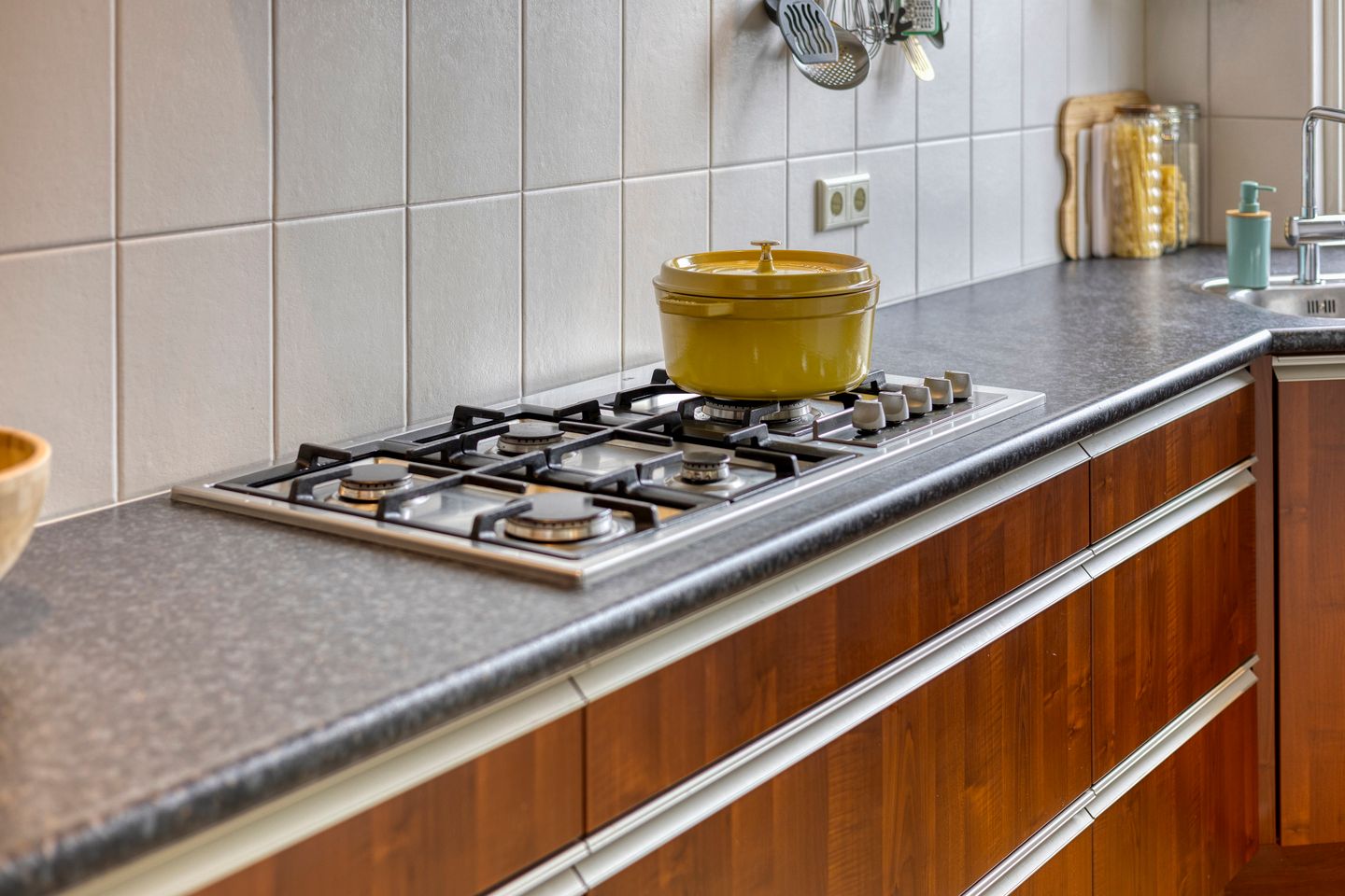 Foto 10 van Annastraat 16