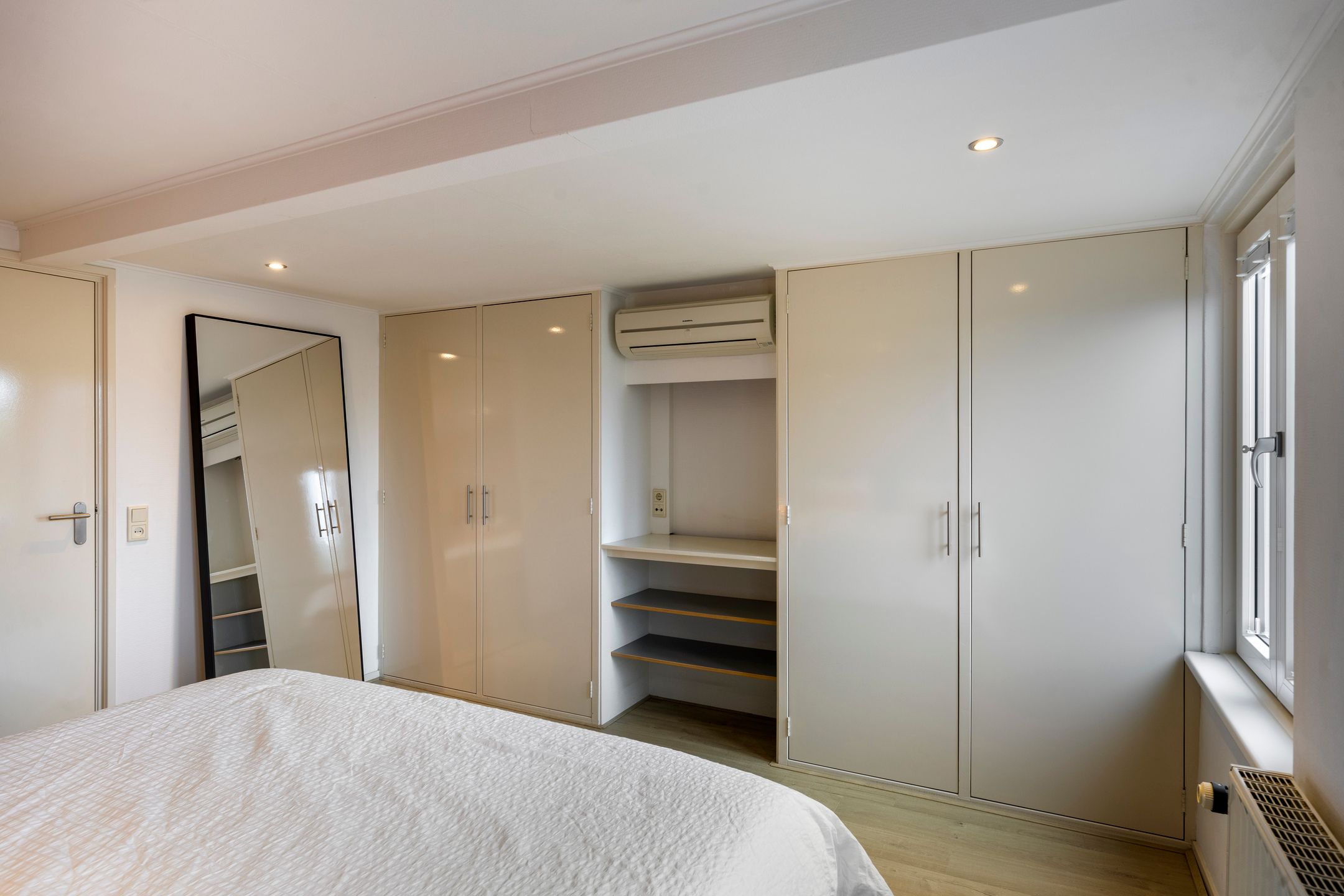 Foto 18 van Annastraat 16