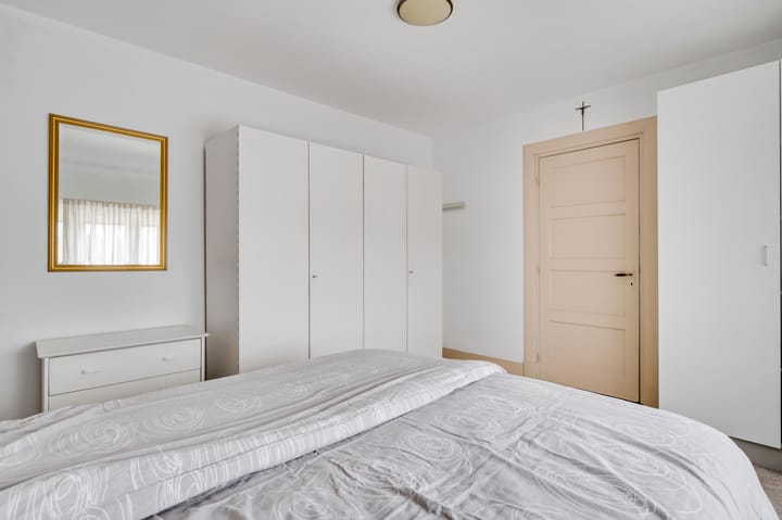 Photo 12 of Schoolstraat 9