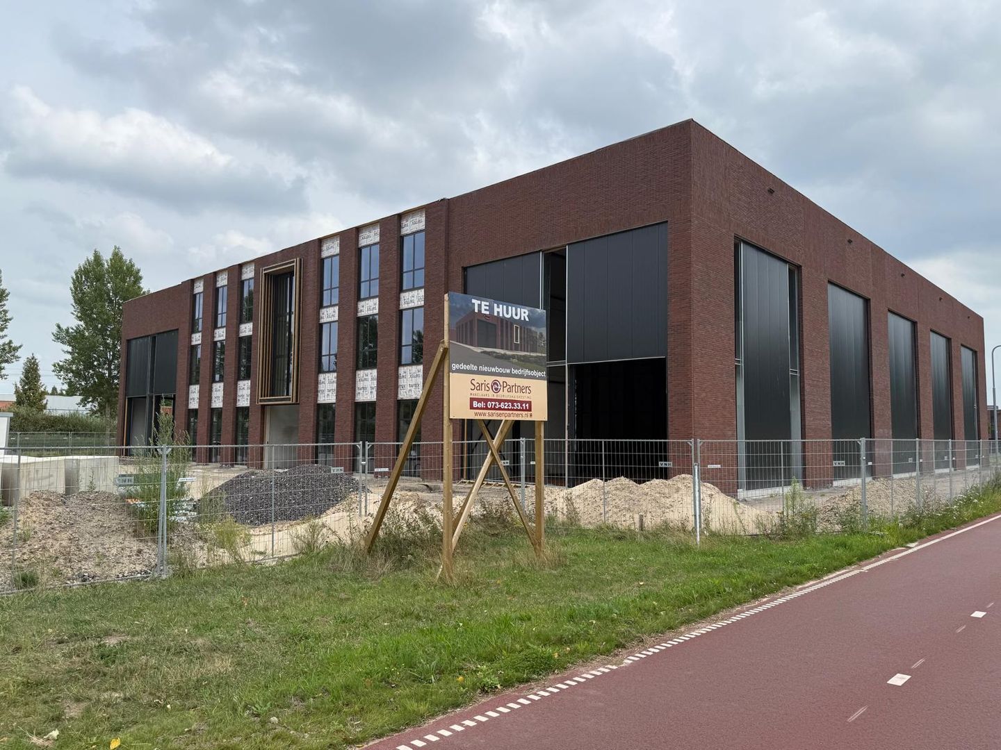 Bekijk foto 5 van Titaniumlaan 40-48