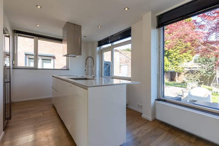 Foto 2 van Jan van Stevensweertstraat 5