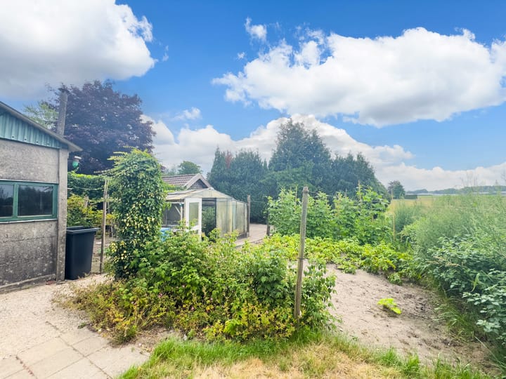 Photo 5 of Wernhoutseweg 157