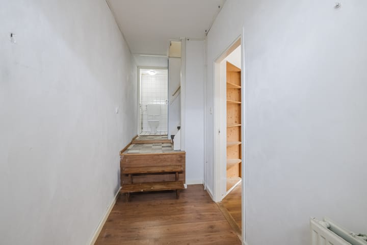 Foto 4 van J van der Veenstraat 26