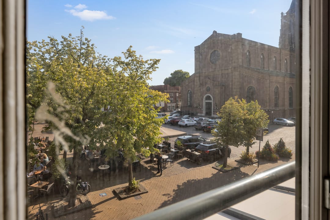 Photo 2 of Tinnegietersteeg 12