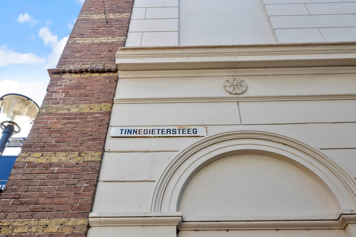 Photo 3 of Tinnegietersteeg 12