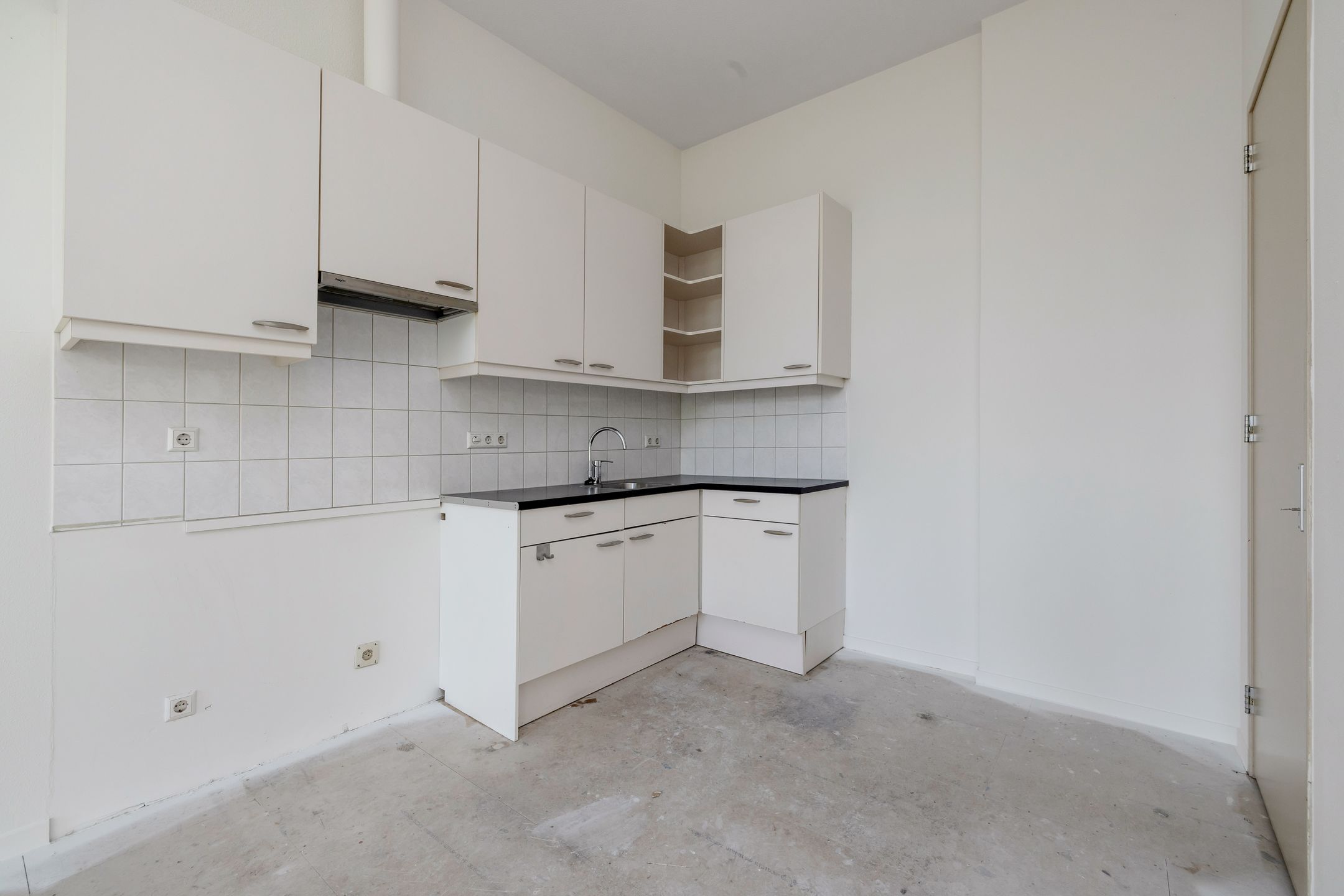 Photo 9 of Tinnegietersteeg 12