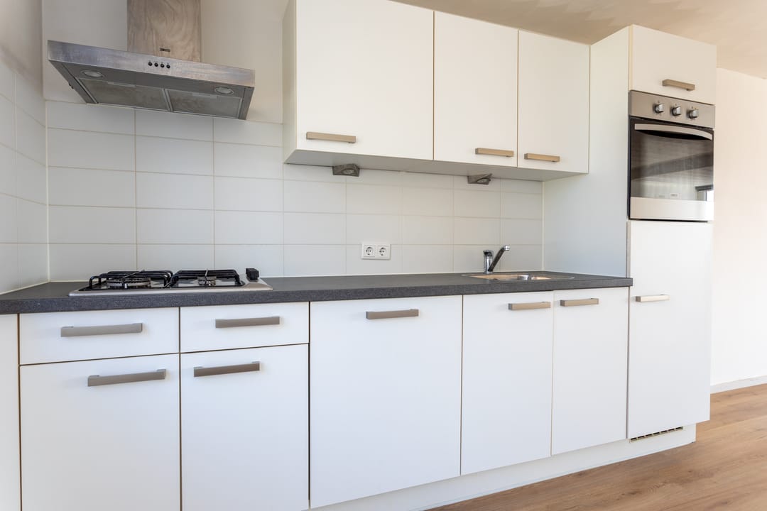 Photo 13 of Julianastraat 9-A