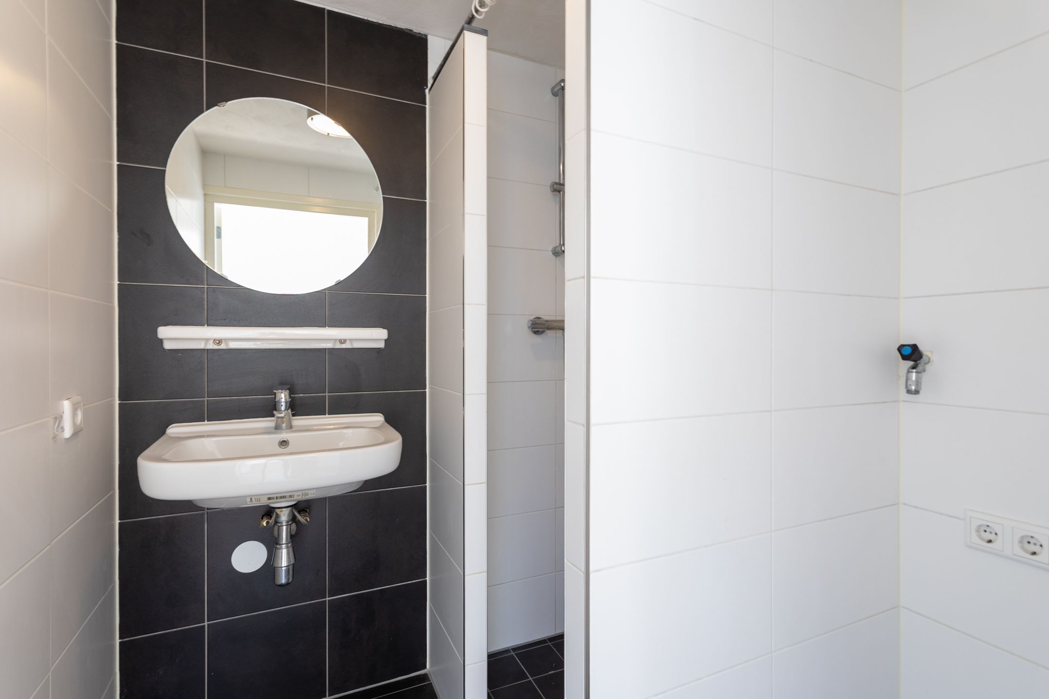 Photo 27 of Julianastraat 9-A