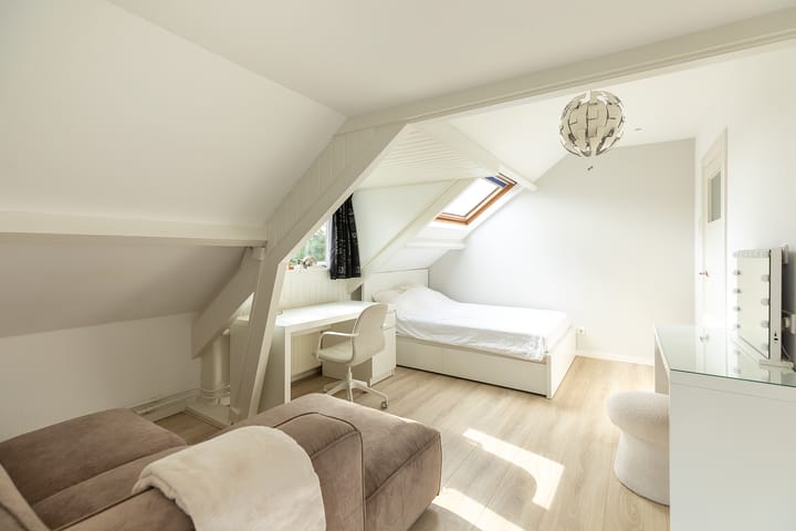 Photo 24 of Van Ostadelaan 52