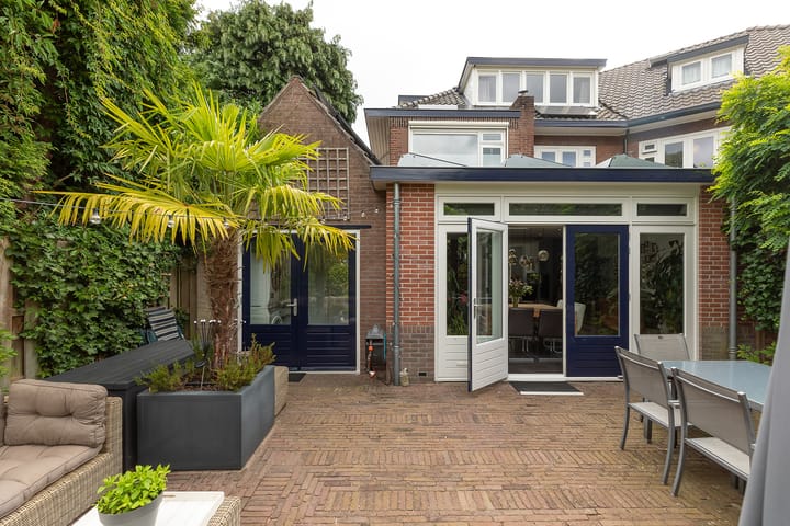 Photo 29 of Van Ostadelaan 52