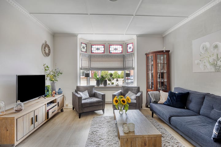 Foto 2 van Dahliastraat 48