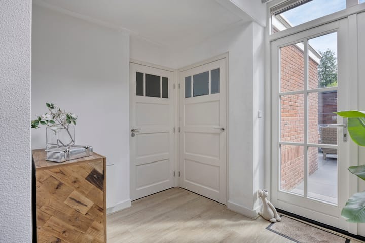 Foto 14 van Dahliastraat 48