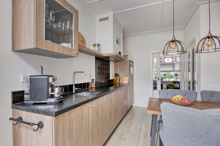 Foto 15 van Dahliastraat 48