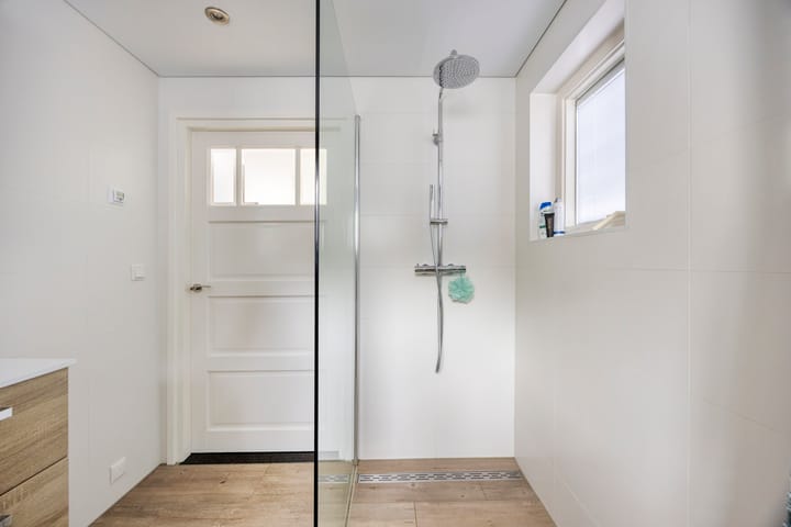 Foto 20 van Dahliastraat 48