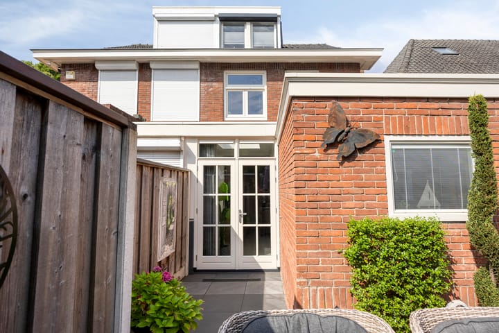 Foto 28 van Dahliastraat 48