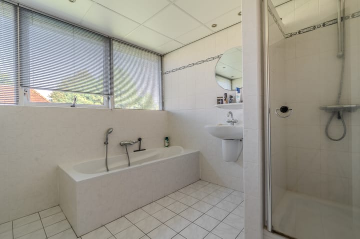 Photo 33 of Snikke 9