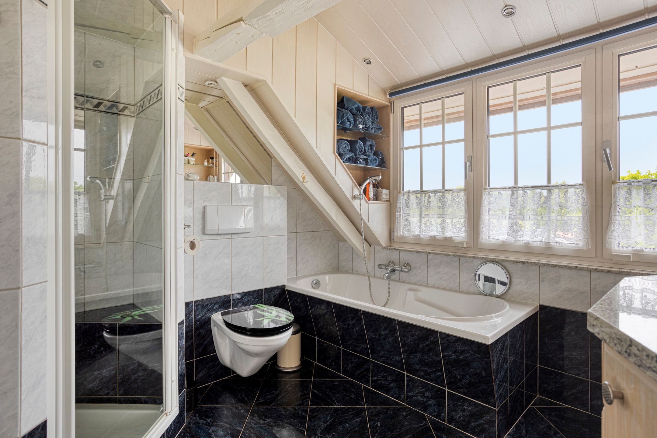 Photo 21 of Voortweg 4