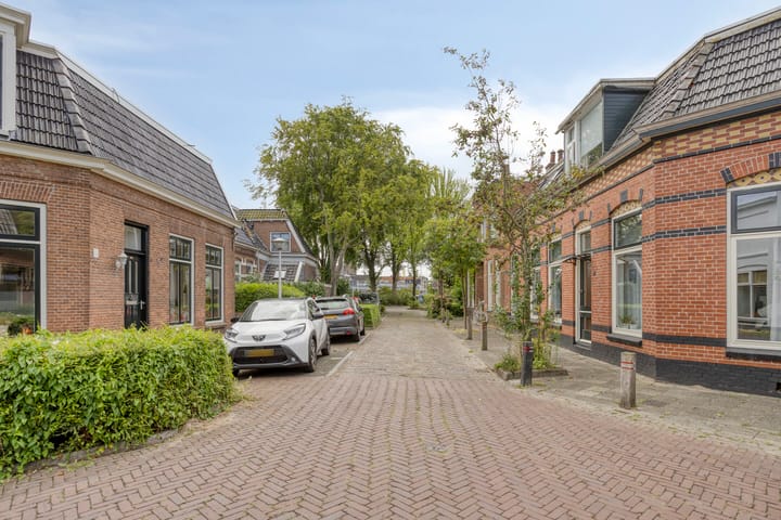 Foto 32 van Groningerstraat 8