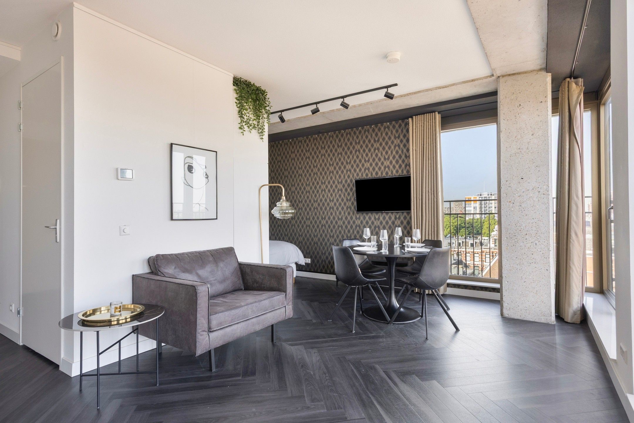 Foto 9 van Van Vollenhovenstraat 3-713