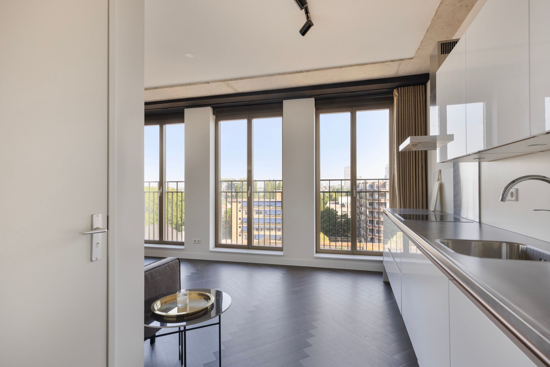 Foto 18 van Van Vollenhovenstraat 3-713