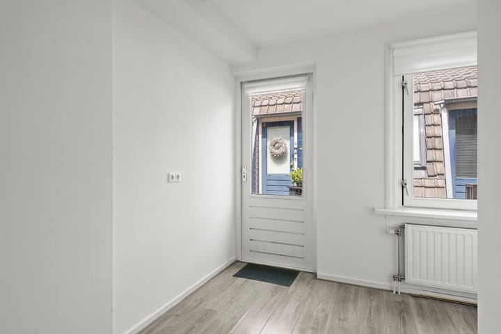 Foto 11 van Veenderweg 8-A