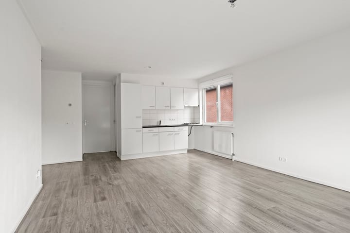 Foto 15 van Veenderweg 8-A