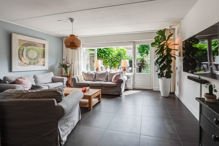 Foto 5 van van Neslaan 53