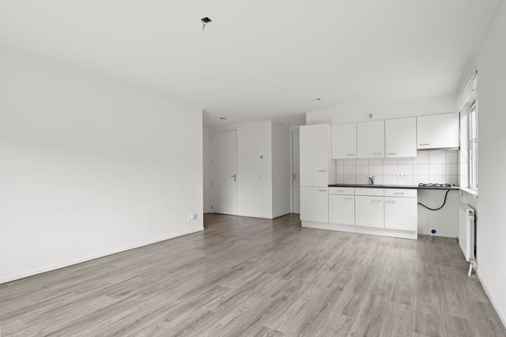 Foto 16 van Veenderweg 8-A