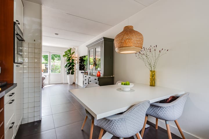 Foto 12 van van Neslaan 53