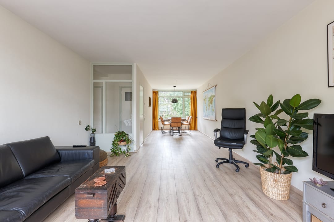 Photo 11 of Van der Haertstraat 54
