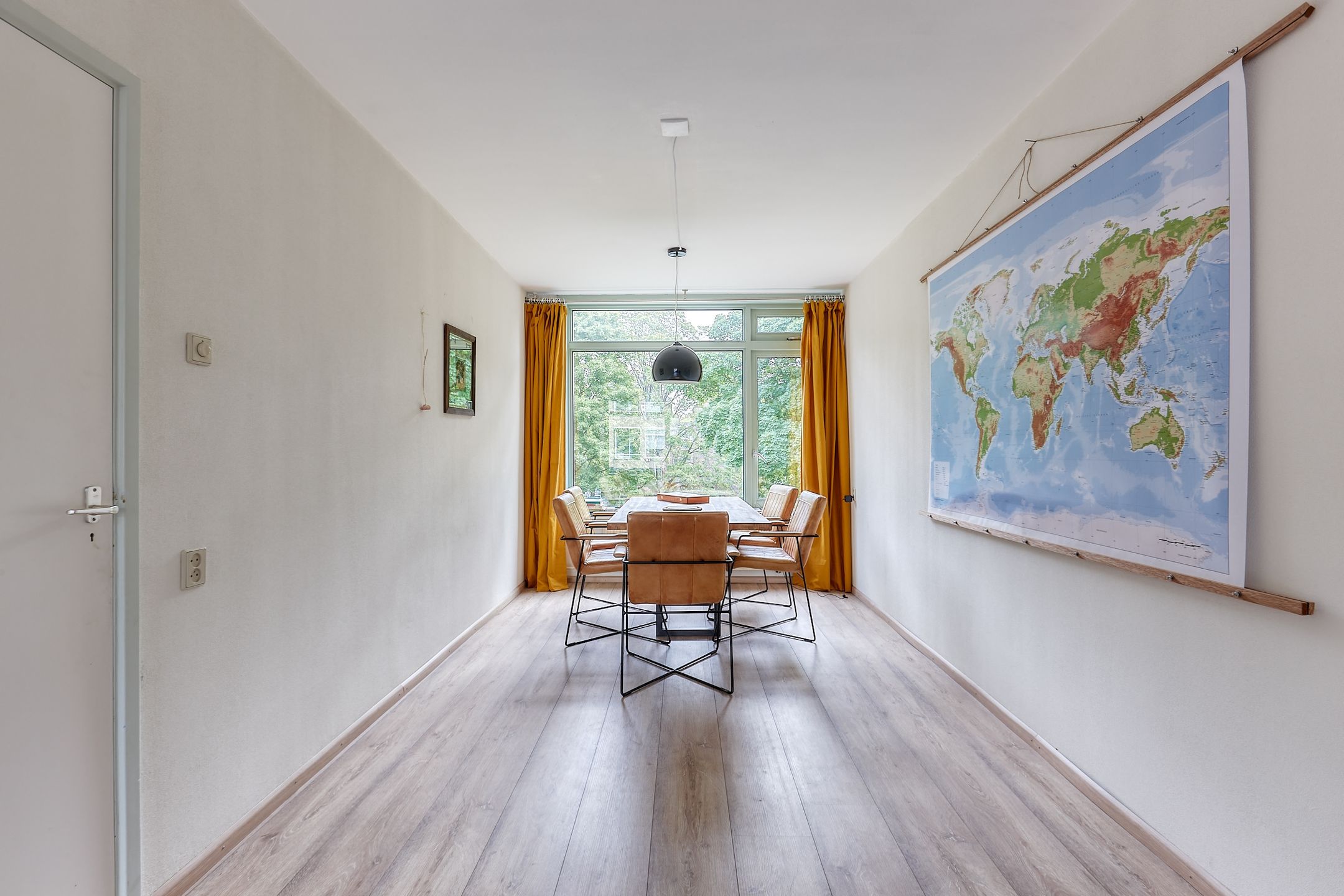 Photo 12 of Van der Haertstraat 54