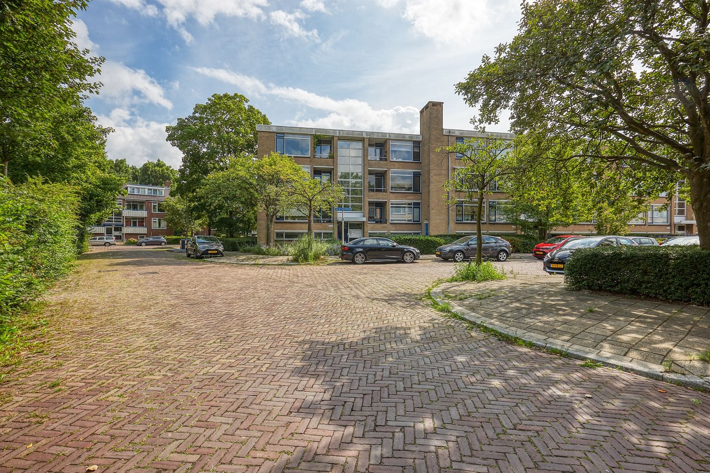 Photo 25 of Van der Haertstraat 54