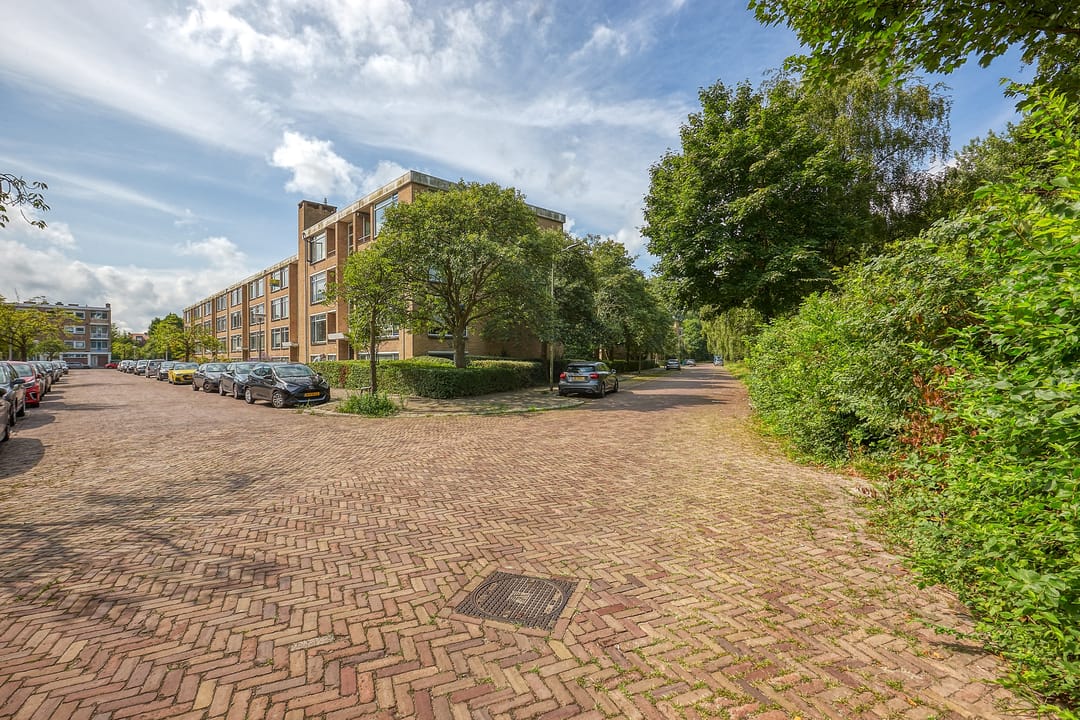 Photo 26 of Van der Haertstraat 54