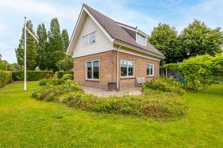 Photo 4 of Irenestraat 142