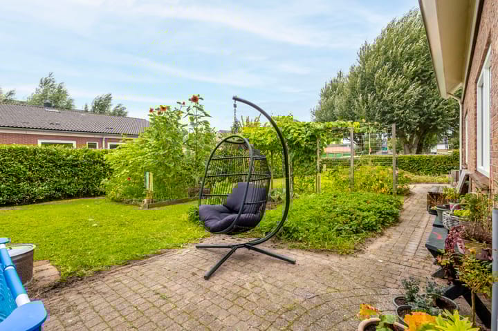 Photo 30 of Irenestraat 142