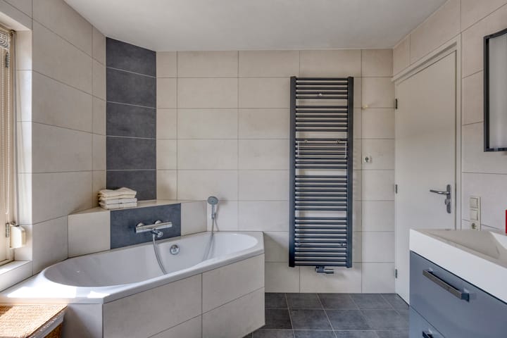 Photo 36 of Jasmijnstraat 3