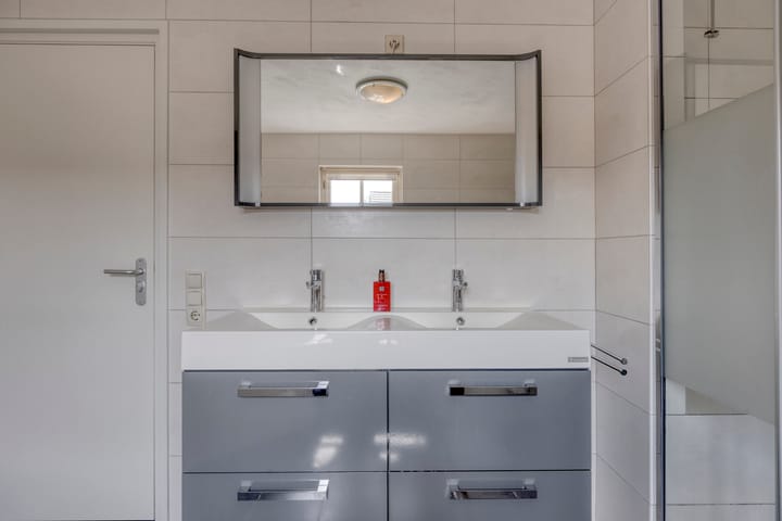 Photo 37 of Jasmijnstraat 3