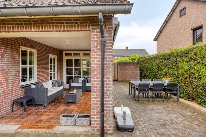 Photo 48 of Jasmijnstraat 3