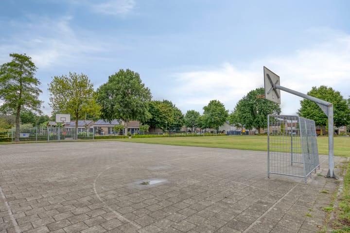 Photo 58 of Jasmijnstraat 3