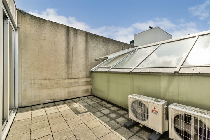 Foto 21 van C.J.K. van Aalststraat 75