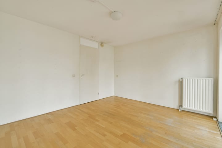 Foto 25 van C.J.K. van Aalststraat 75