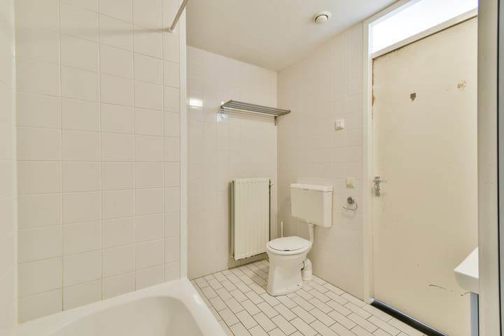 Foto 28 van C.J.K. van Aalststraat 75