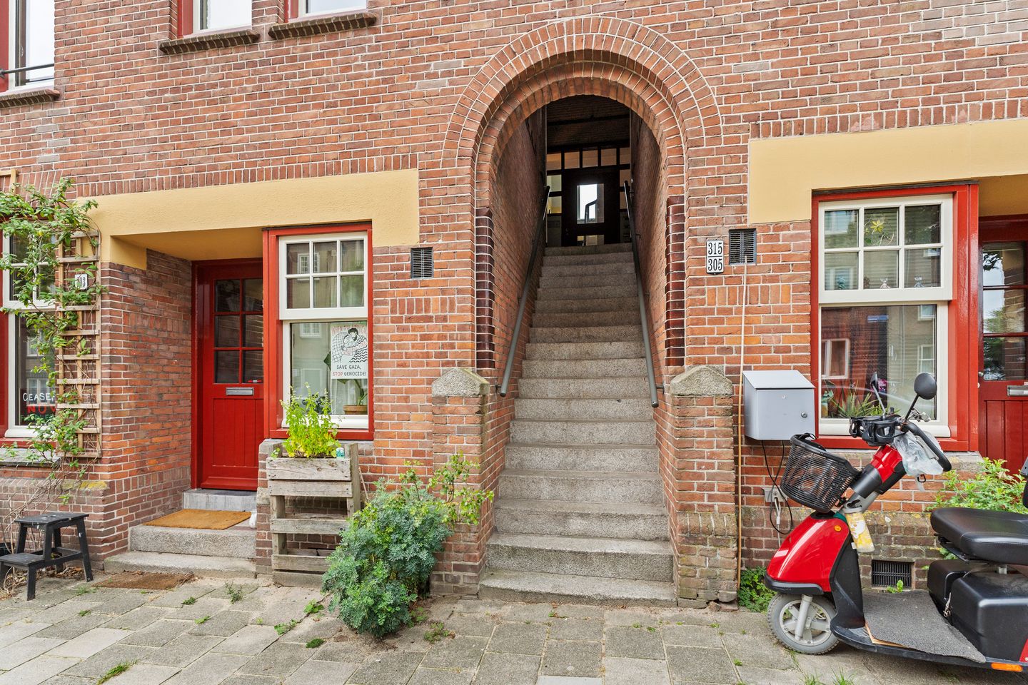 Foto 5 van Oostzaanstraat 305