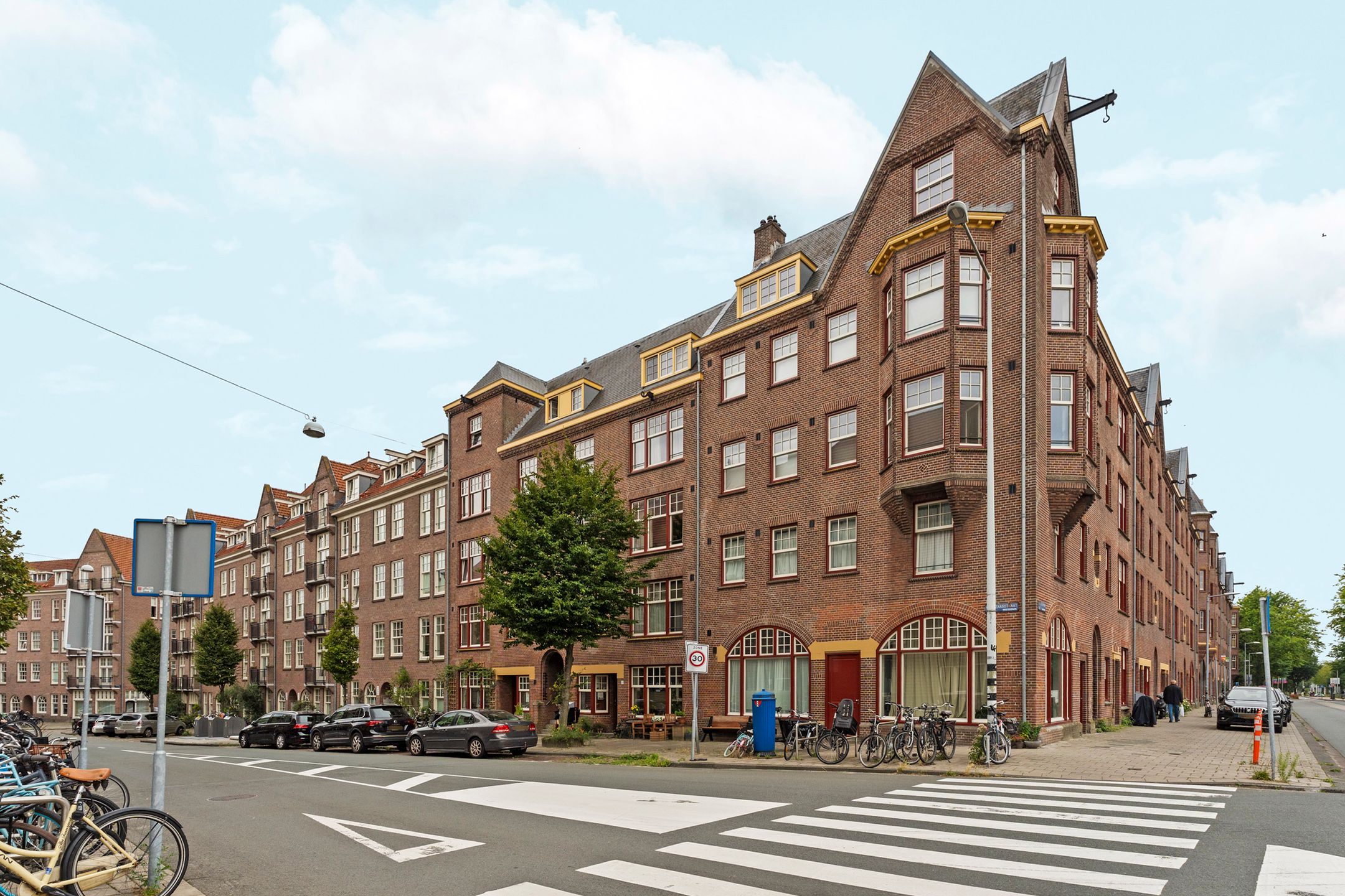 Foto 27 van Oostzaanstraat 305