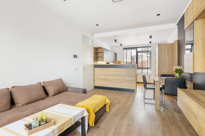 Foto 4 van Christinastraat 4